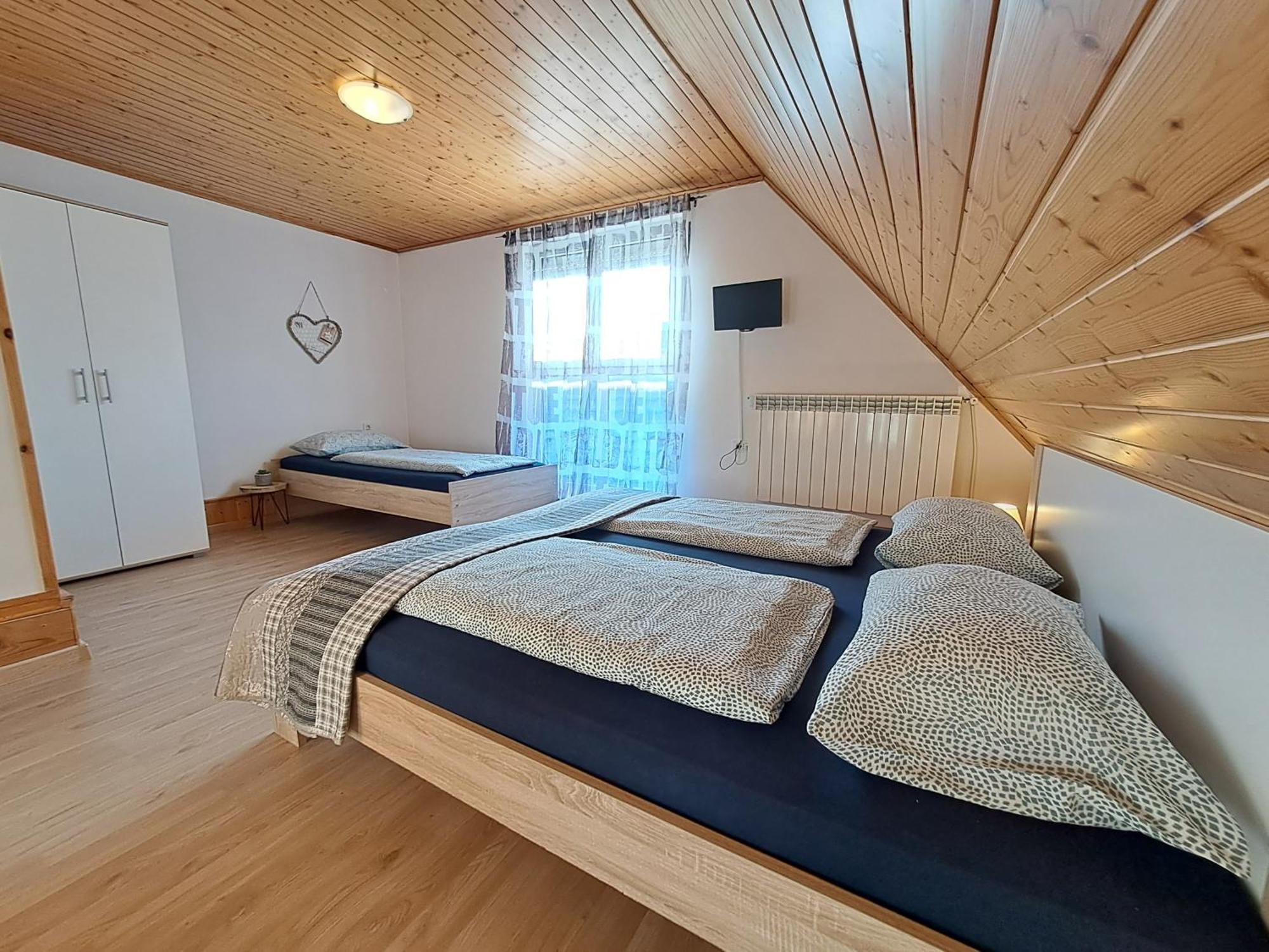 בובק Apartments Rupnik מראה חיצוני תמונה