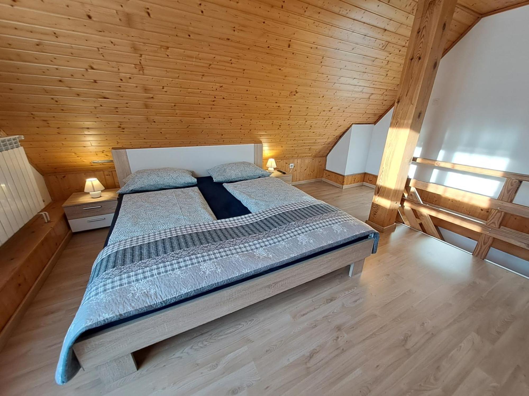 בובק Apartments Rupnik מראה חיצוני תמונה