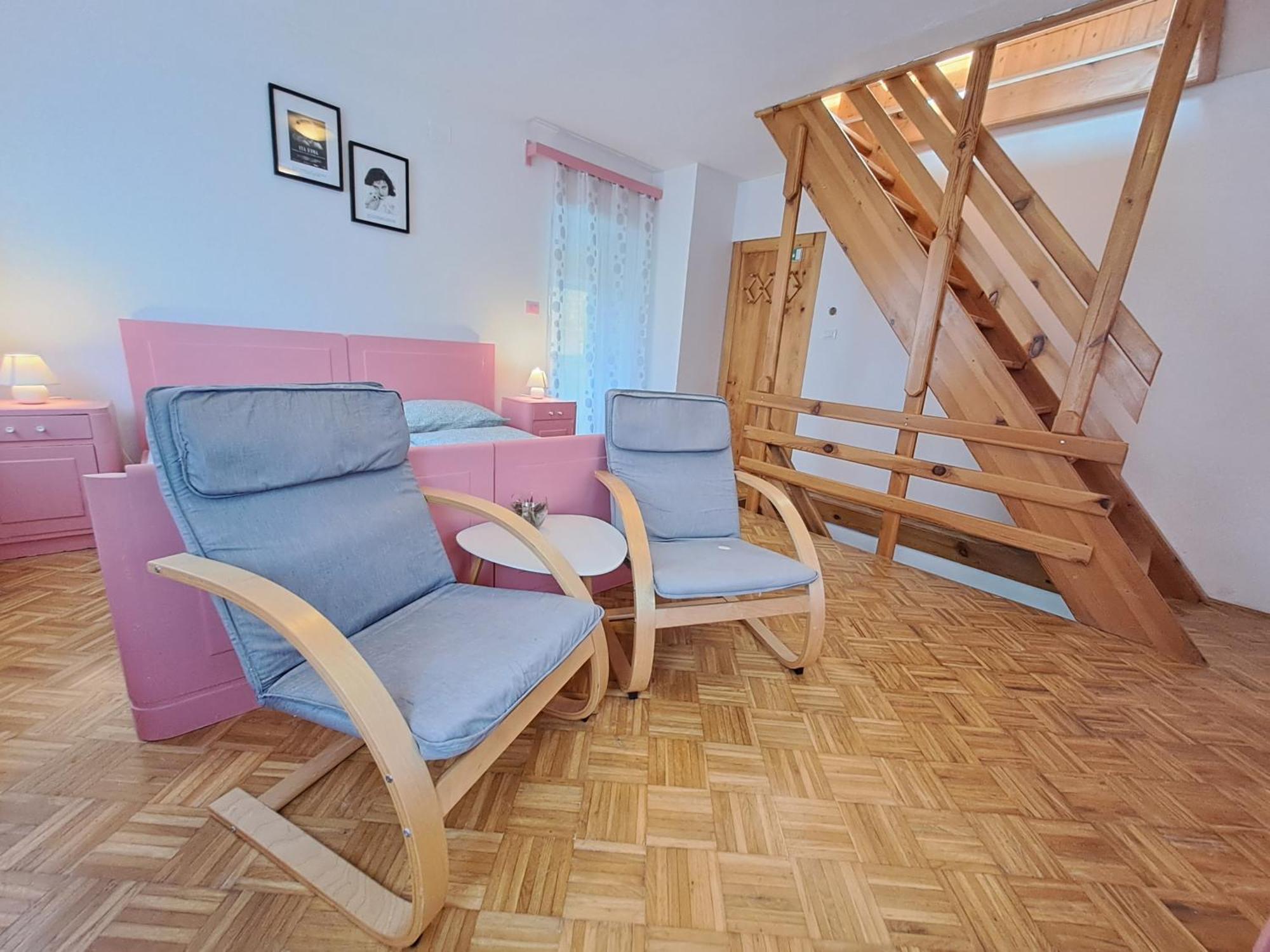 בובק Apartments Rupnik מראה חיצוני תמונה