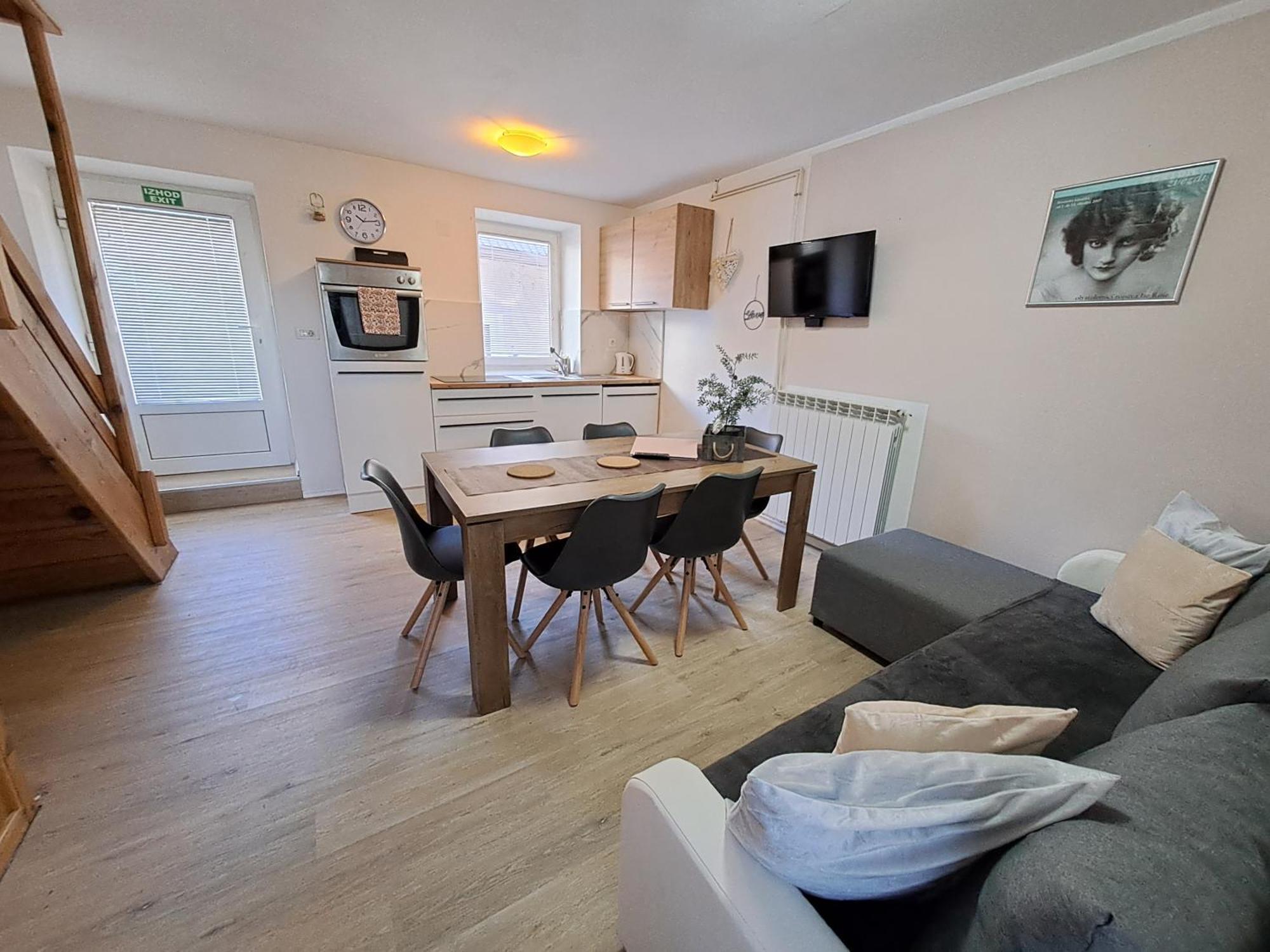 בובק Apartments Rupnik מראה חיצוני תמונה