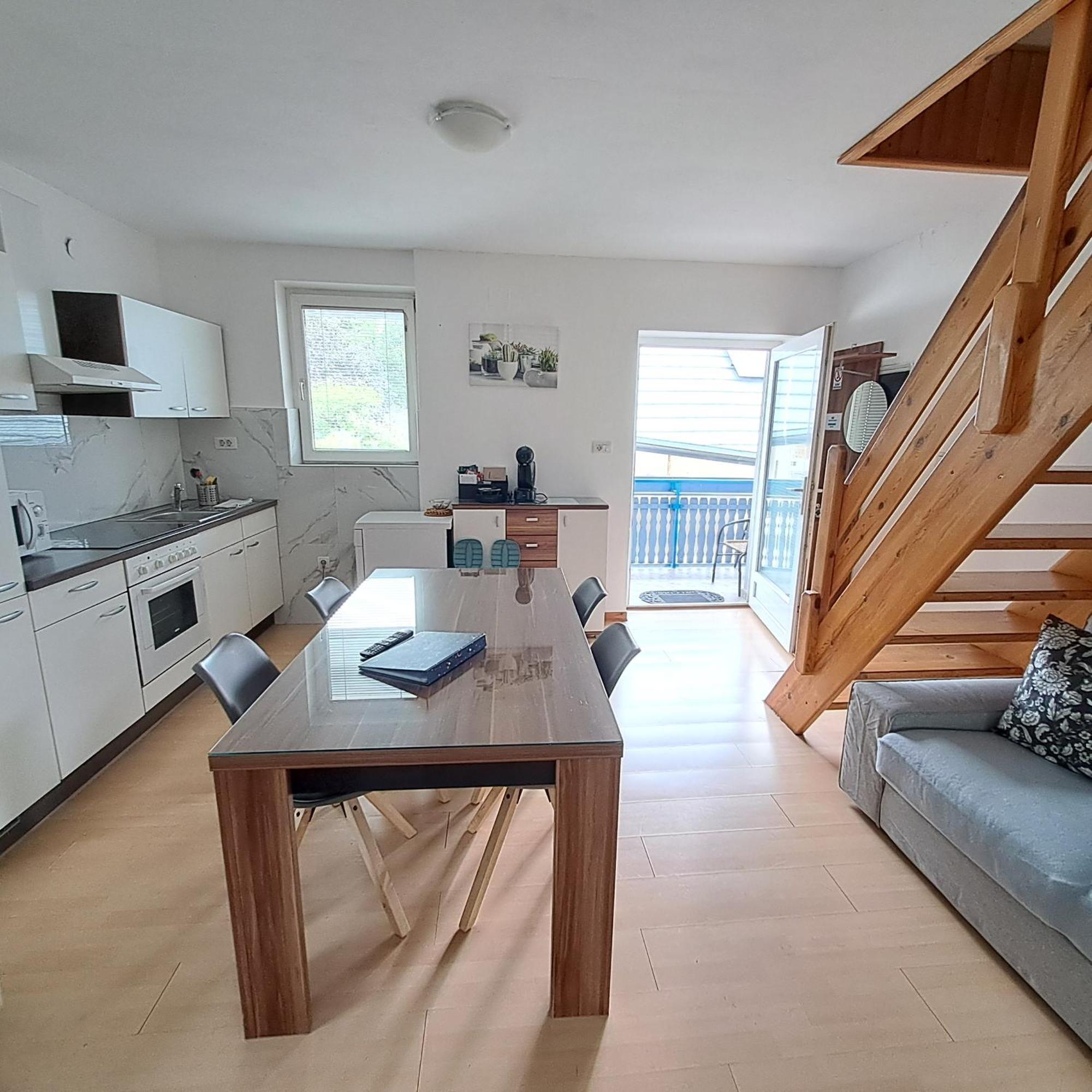 בובק Apartments Rupnik מראה חיצוני תמונה